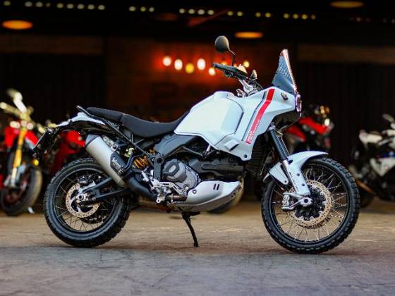 DUCATI DESERT X DUCATI DESERT X